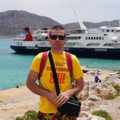 Владимир, 42