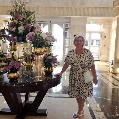 Валентина, 62